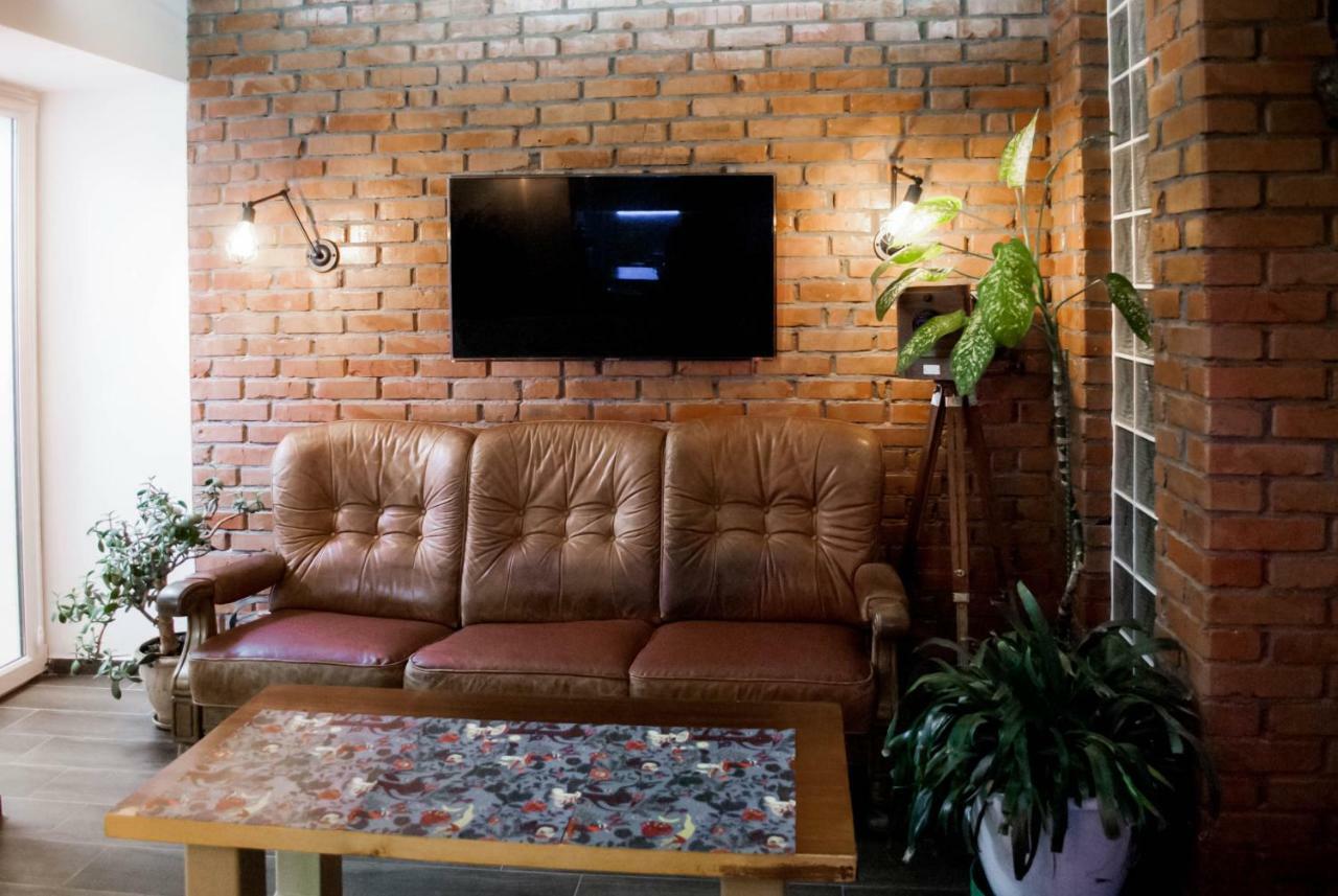 أوديسا Hostel Uyutniy Dvorik المظهر الخارجي الصورة